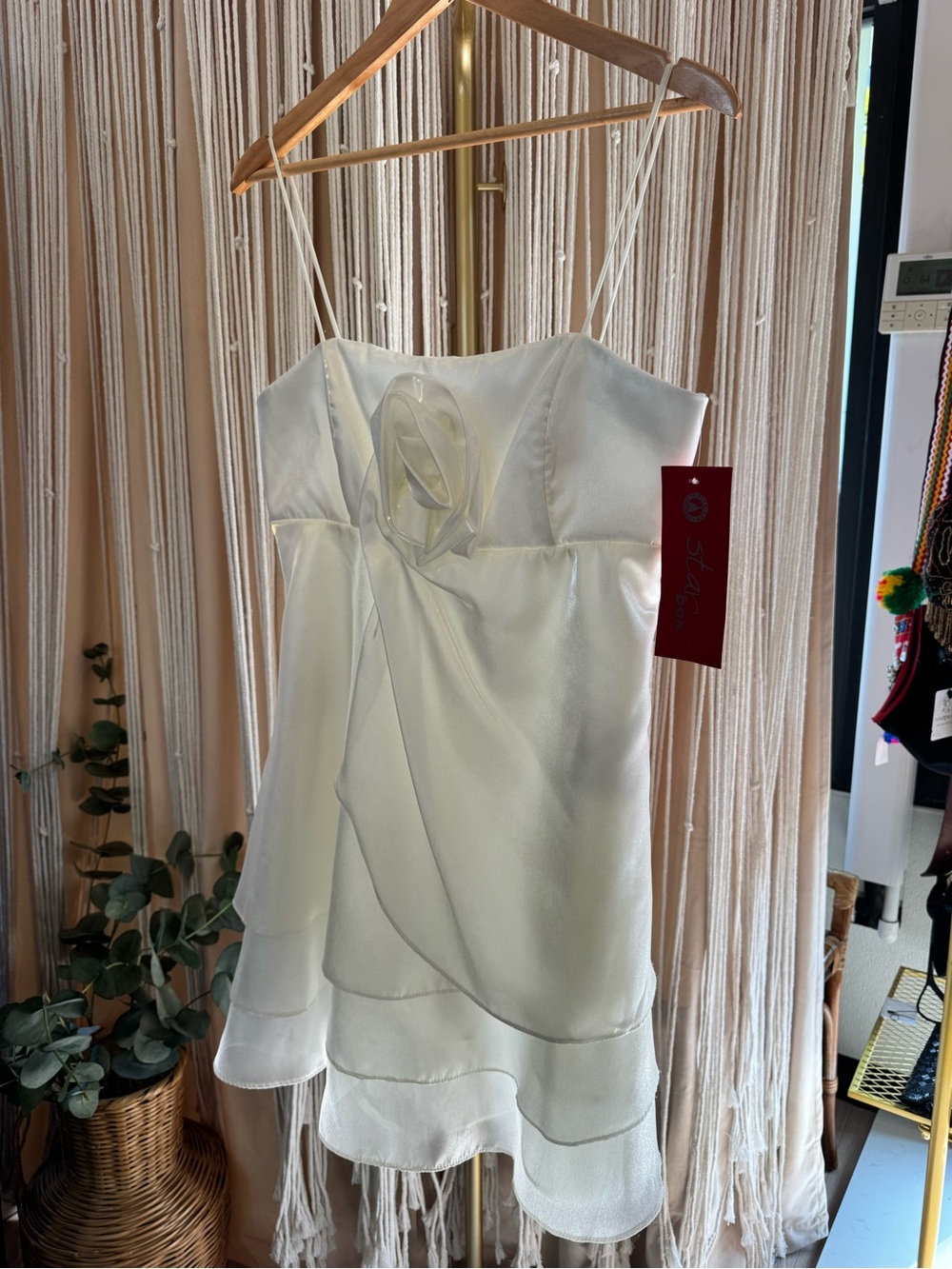 NWT Starbox USA babydoll mini dress vintage-style satin ivory shimmer Small (S)
